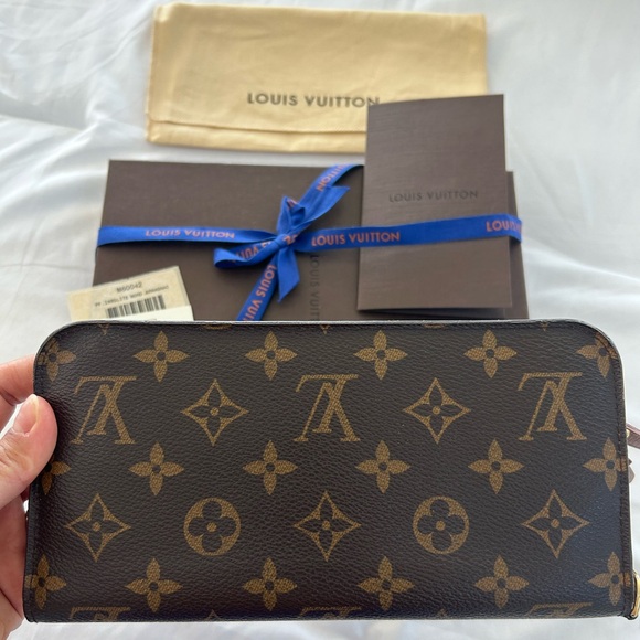 100% Authentic Louis Vuitton Insolite Wallet in Monogram - Picture 4 of 6